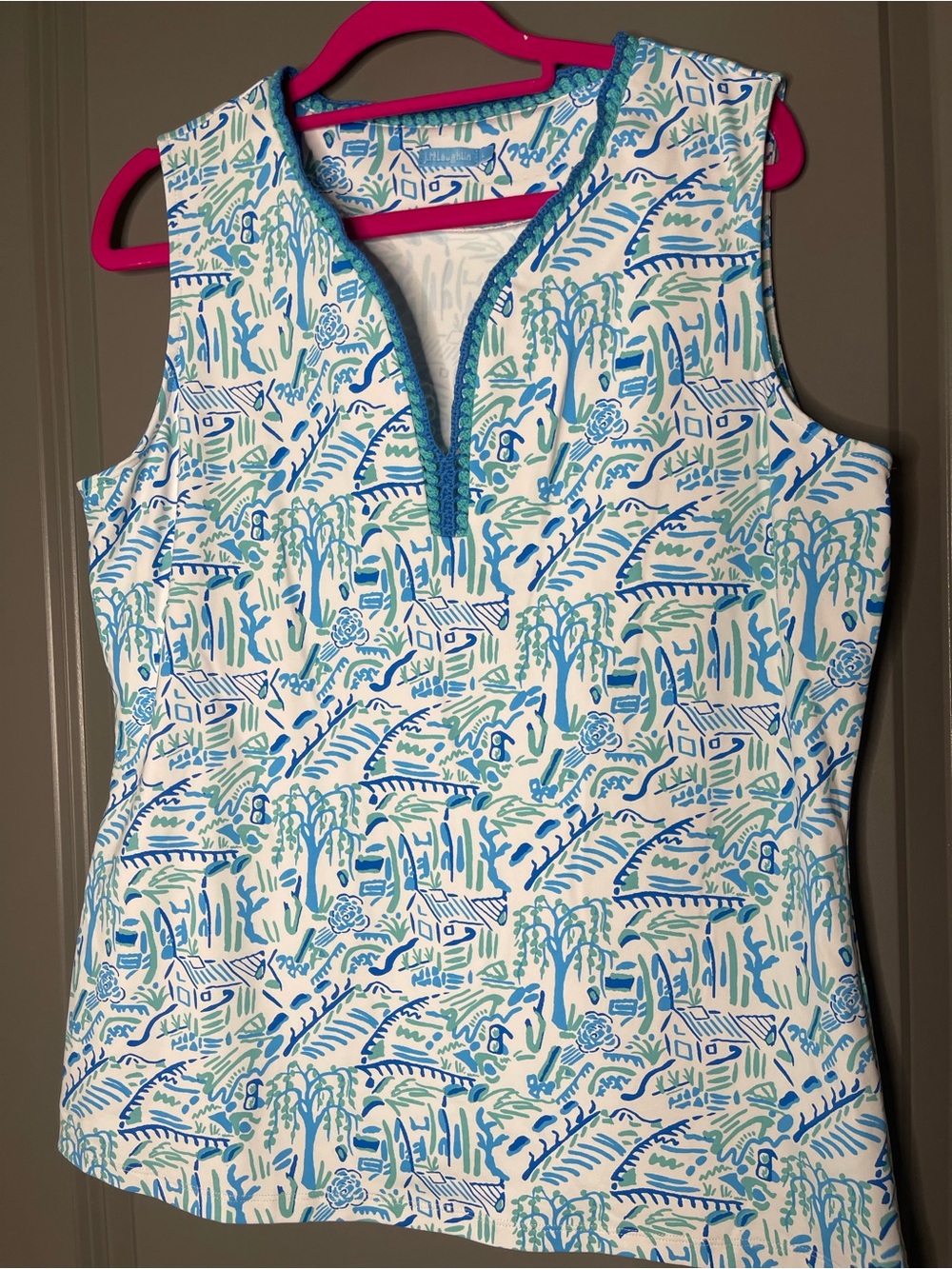 J. McLaughlin Blue & Aqua Printed Sleeveless V-Neck Shell